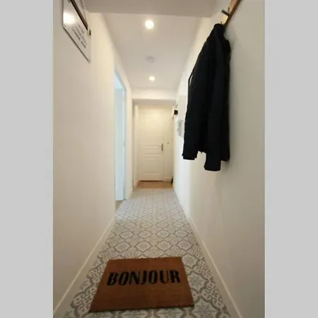 Centre De Entierement Equipe 64m2 Lejlighed Valenciennes