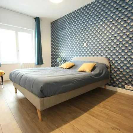 Apartment Centre De Entierement Equipe 64m2